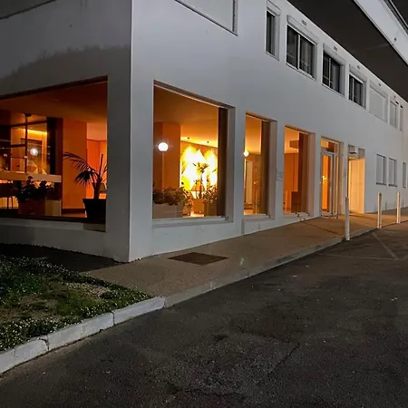 T1 On The Seafront Apartment *